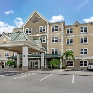 Country Inn & Suites By Radisson, Tampa Airport North, Fl
